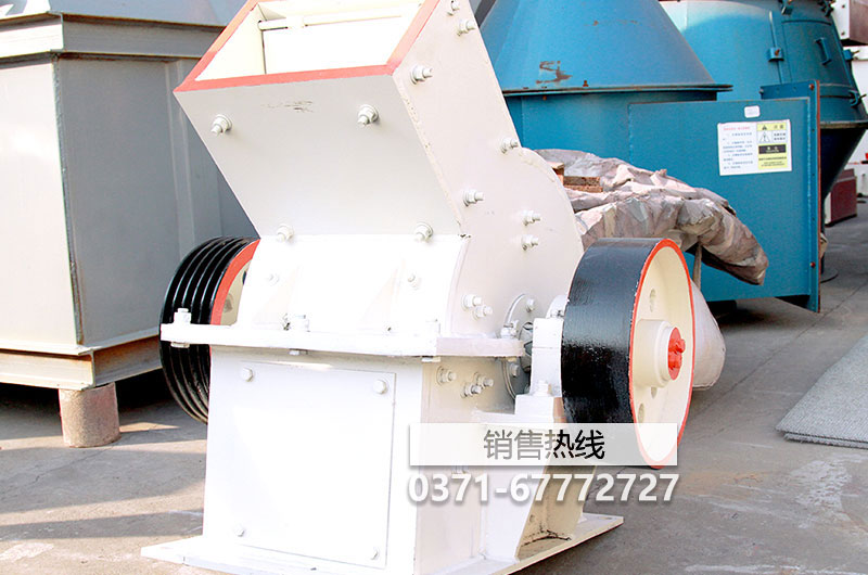 錘式破碎機的工作原理及結構