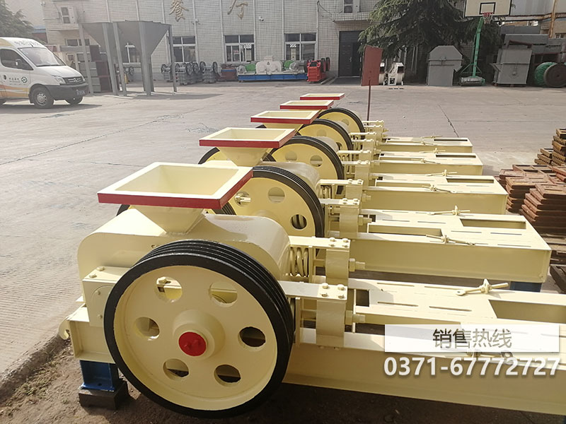 對輥破碎機使用過程中注意事項