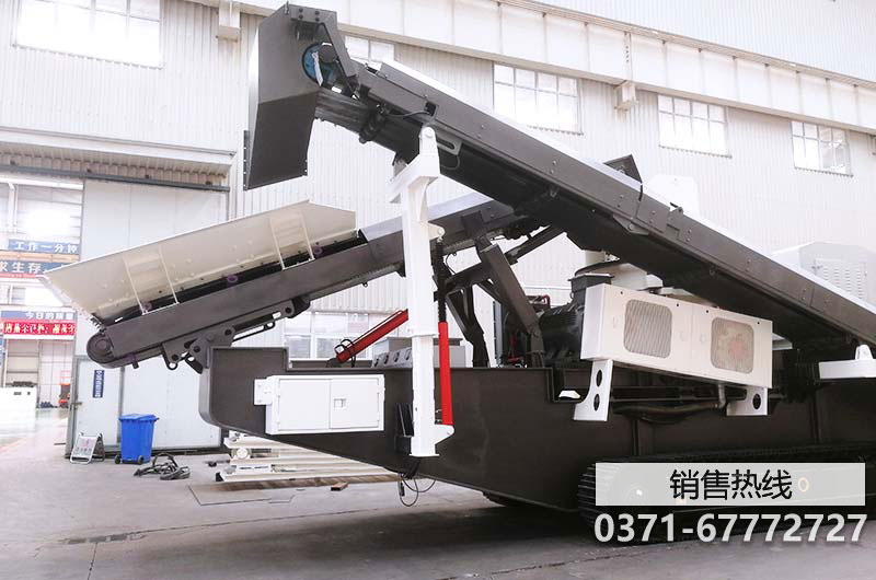 貴州輪胎移動式破碎篩分一體車順利投產